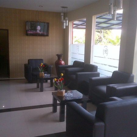 Gumilang Hotel Bogor Buitenkant foto