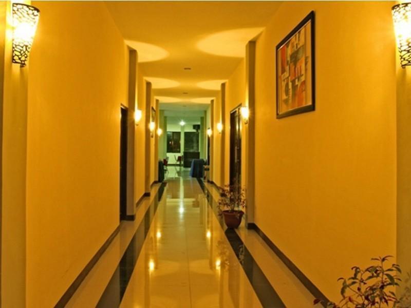 Gumilang Hotel Bogor Buitenkant foto