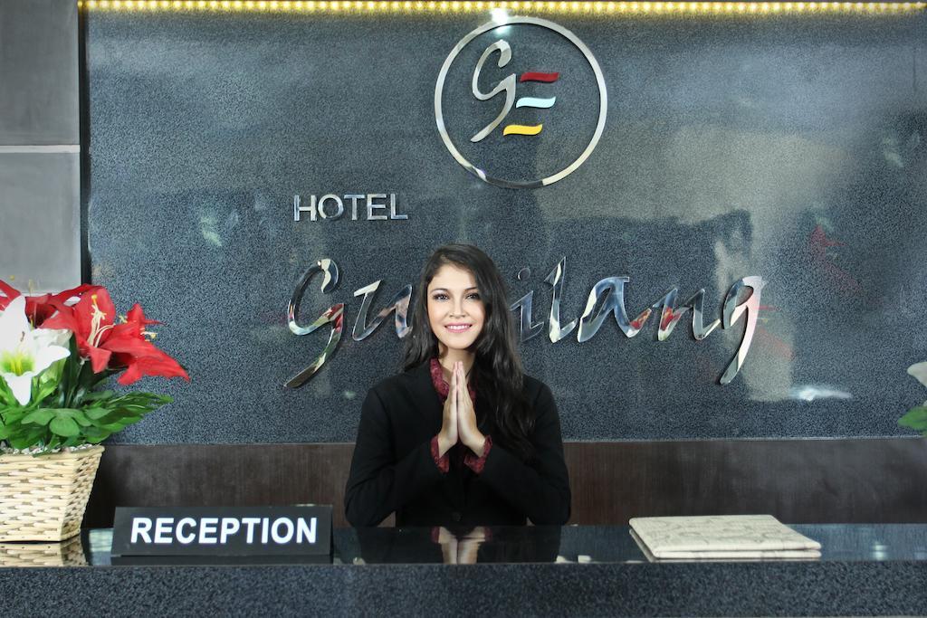 Gumilang Hotel Bogor Buitenkant foto