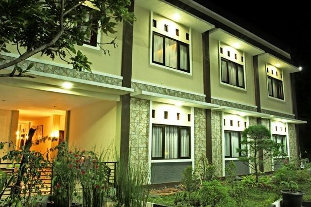 Gumilang Hotel Bogor Buitenkant foto