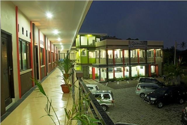 Gumilang Hotel Bogor Buitenkant foto