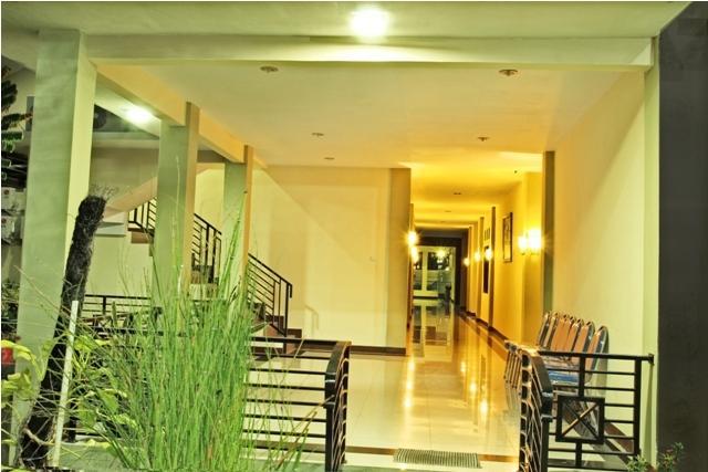 Gumilang Hotel Bogor Buitenkant foto