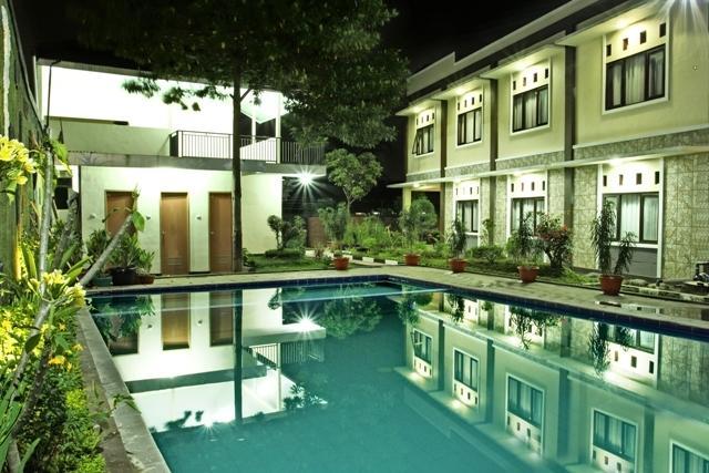 Gumilang Hotel Bogor Buitenkant foto